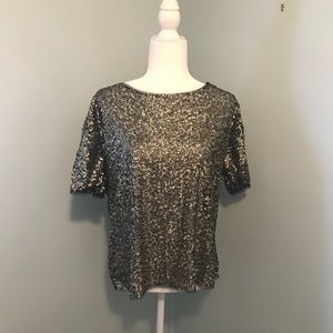 NWOT Gold sequin loose fit top Size Small